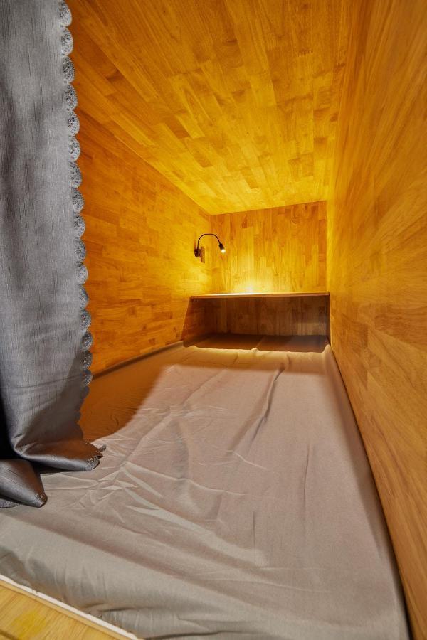 דה נאנג The Garden Capsule Hotel מראה חיצוני תמונה